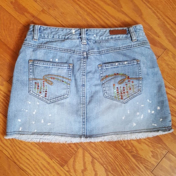 Limited Too Denim Skirt - Girls Size 14 - Picture 2 of 3